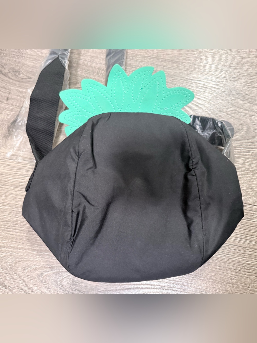NWT PINK Victoria's Secret Pineapple Cooler Bag - Picture 5 of 8